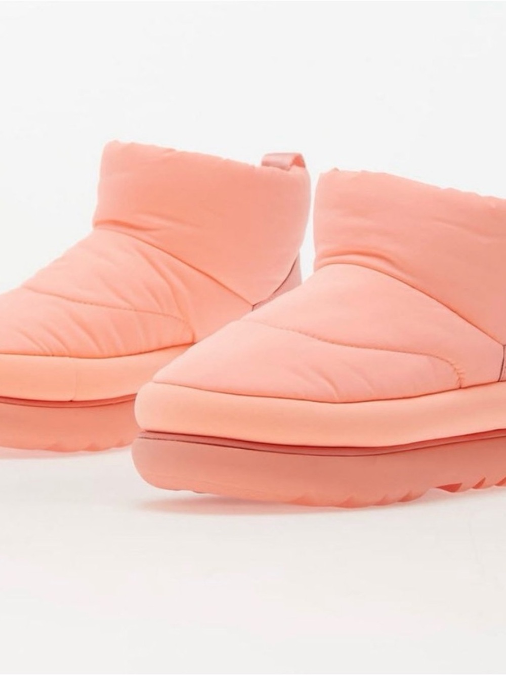 UGG Classic Maxi Mini Boots - Pink Size 10